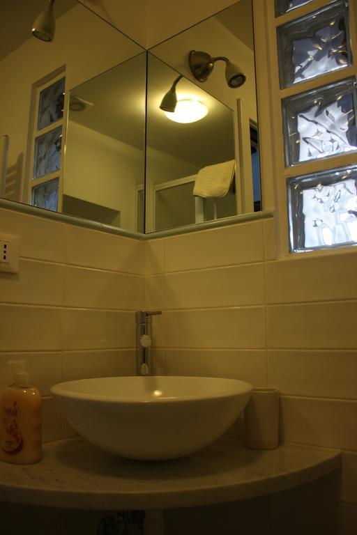 Bed and Breakfast Piazzetta Consolata Турин Экстерьер фото